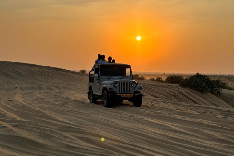 Sam Sand Dunes - Chauffeur India Tours